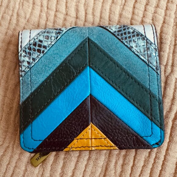 Fossil - Logan Leather Small RFID Bifold Wallet - Picture 1 of 5
